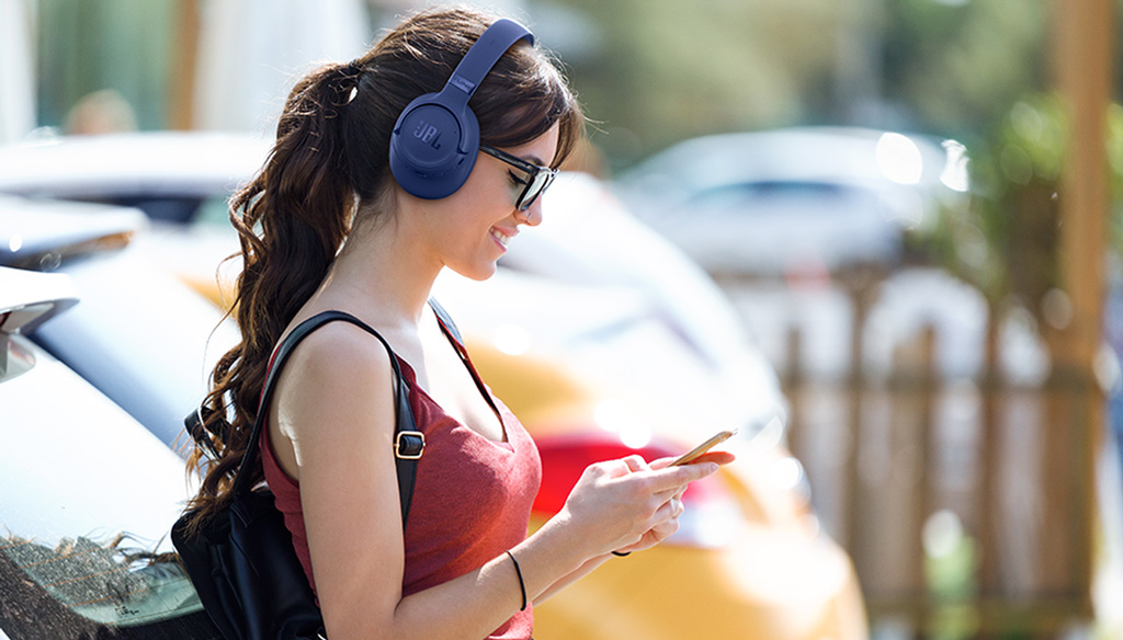 هدفون JBL Tune 780NC