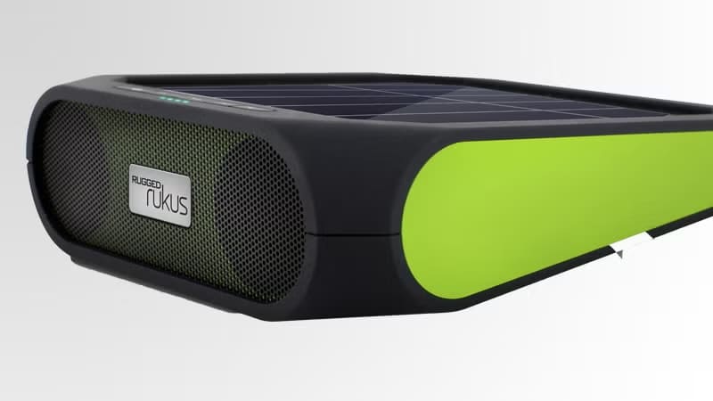 eton rugged rukus speakers موزیک سنتر خورشیدی بی‌سیم مناسب برای فضای باز